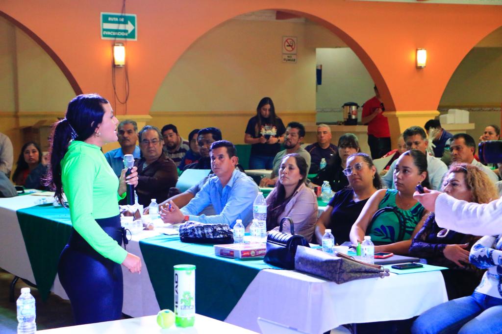 VILLA DE POZOS FORTALECE LEGALIDAD Y PROFESIONALISMO DEL TRANSPORTE&nbsp;PÚBLICO