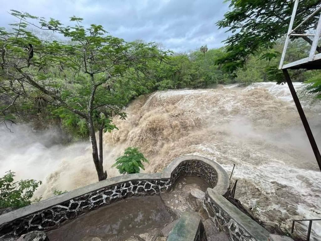 PARAJES DE LA HUSTECA POTOSINA CERRADOS POR INTENSAS LLUVIAS:&nbsp;SECTUR