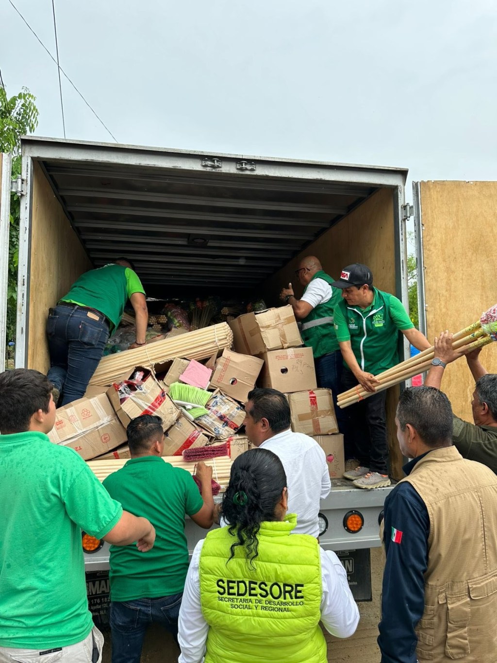 ESTADO LLEVA APOYO A FAMILIAS DE TAMAZUNCHALE AFECTADAS POR&nbsp;LLUVIAS