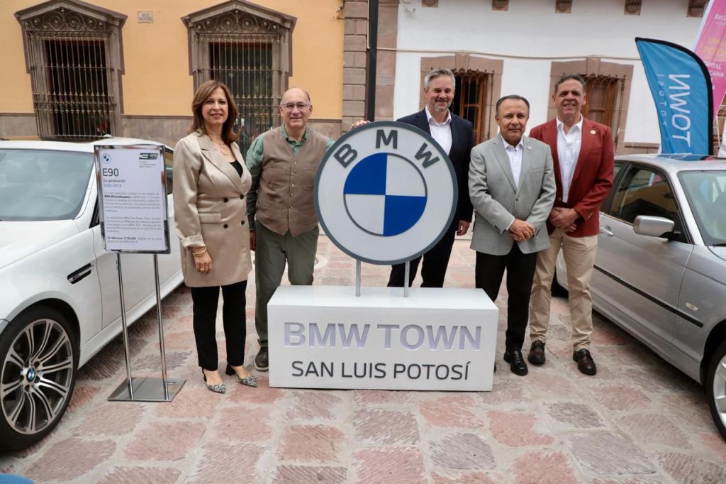 San Luis Capital, orgullosa ciudad BMW: Ayuntamiento inaugura exposición&nbsp;fotográfica