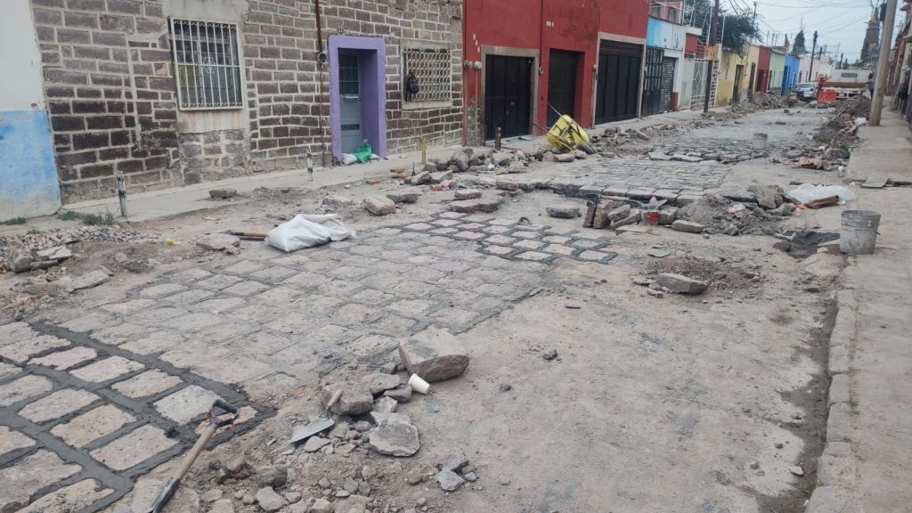 Gobierno de la Capital y Arquidiócesis suman esfuerzos para rehabilitar la calle&nbsp;Negrete