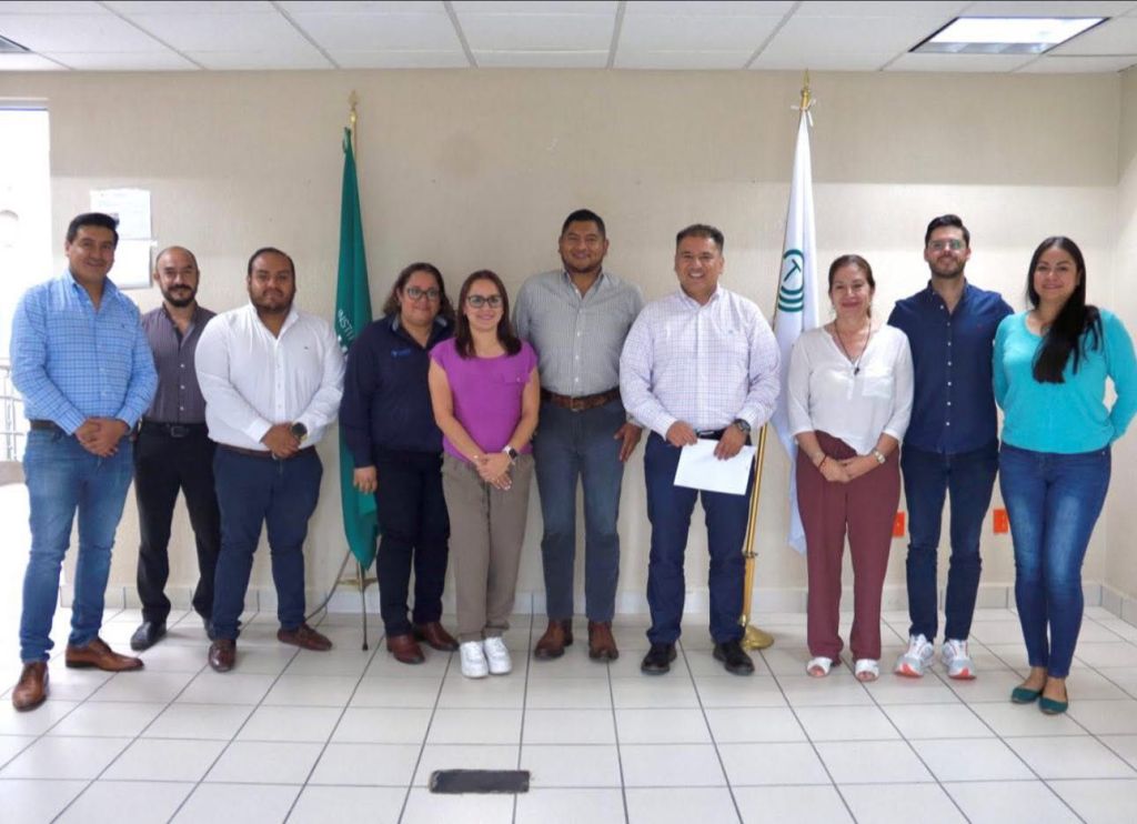 ISMAEL HERNÁNDEZ SOSTIENE ENCUENTRO CON REPRESENTANTES DEL TEC SUPERIOR PARA IMPULSAR LA EDUCACIÓN EN VILLA DE&nbsp;REYES