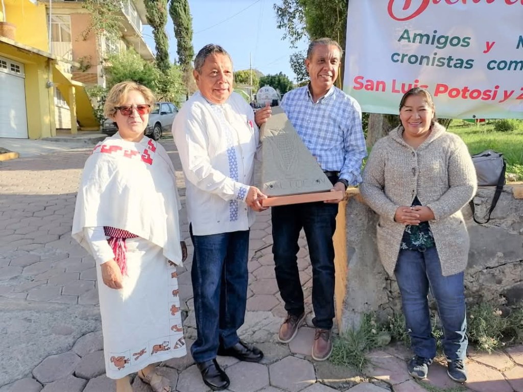 SOLEDAD DE GRACIANO SÁNCHEZ ESTRECHA LAZOS CON TLAXCALA PARA IMPULSAR HERMANAMIENTO HISTÓRICO Y CULTURAL