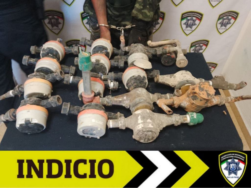 Policía Municipal detiene a hombre por robo de 15 medidores de&nbsp;agua