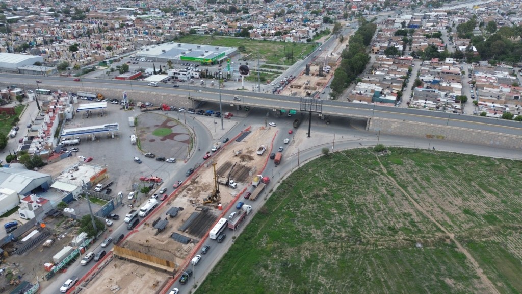 AVANZA CONSTRUCCIÓN DE PUENTE SUPERIOR&nbsp;VEHICULAR