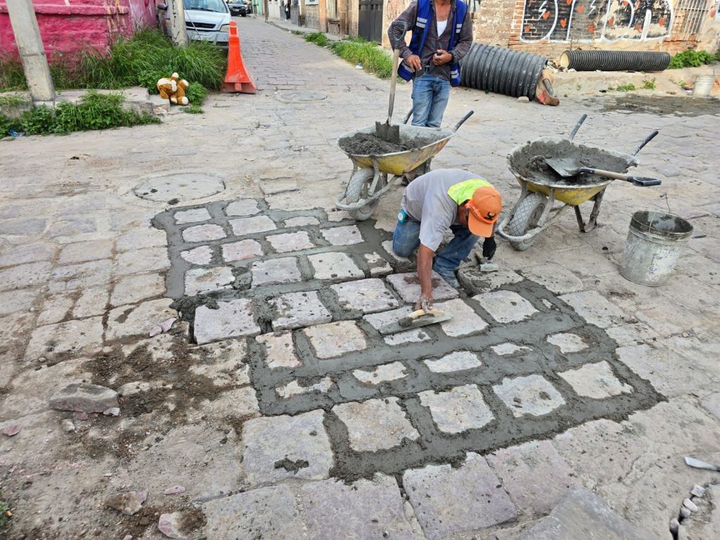 Gobierno Municipal responde con más trabajo ante afectaciones por lluvias en las&nbsp;vialidades