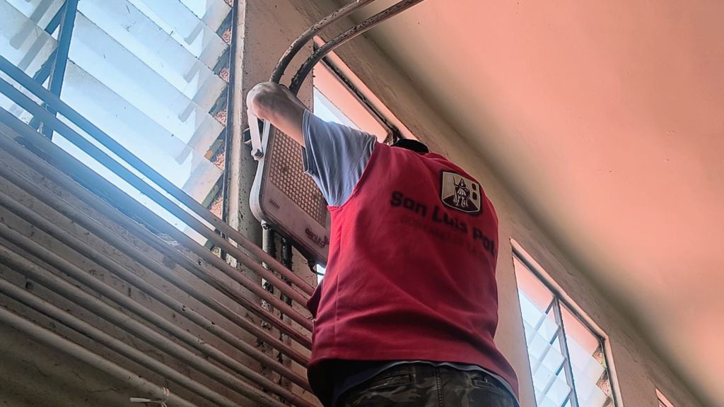 Gobierno de la Capital mejora iluminación en el Mercado&nbsp;Hidalgo