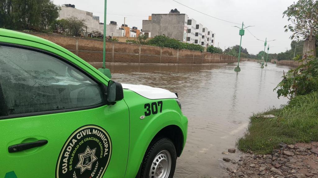 SEGURIDAD VIAL DE SOLEDAD REITERA A AUTOMOVILISTAS CIERRE DE ACCESOS AL RÍO&nbsp;SANTIAGO