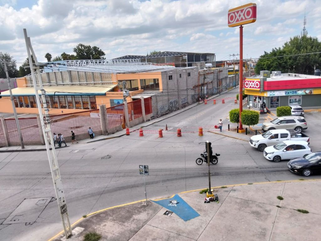 Implementa SSPC de la Capital cierre vial y rutas alternas por afectación en calle 5 de&nbsp;Mayo