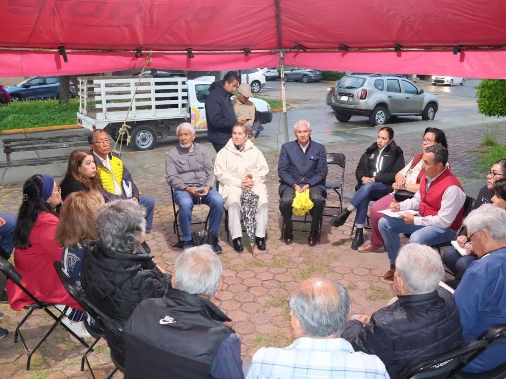 Gobierno Municipal fortalece la participación ciudadana en Lomas 2a Sección con el programa Bitácora de&nbsp;Colonia