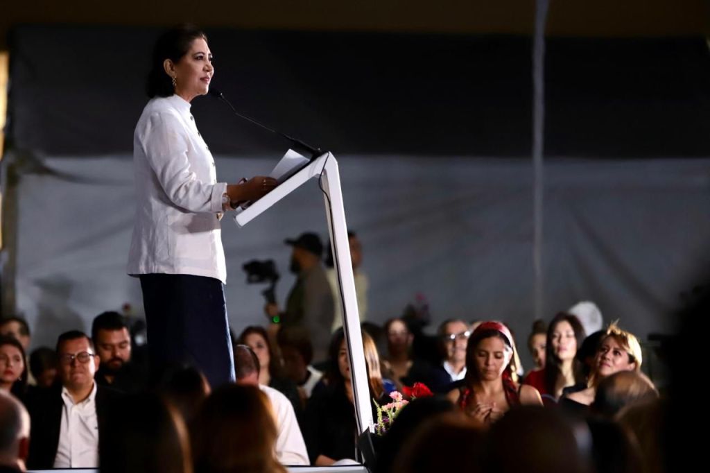 Moda, arte y solidaridad brillaron en la 4ª edición del Fashion Show con Causa del DIF&nbsp;Municipal