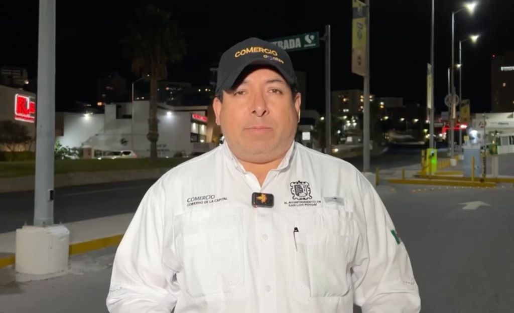 Clausura de tienda Dominos, por falta de documentación, no por represalias, aclara Director de Comercio&nbsp;Municipal