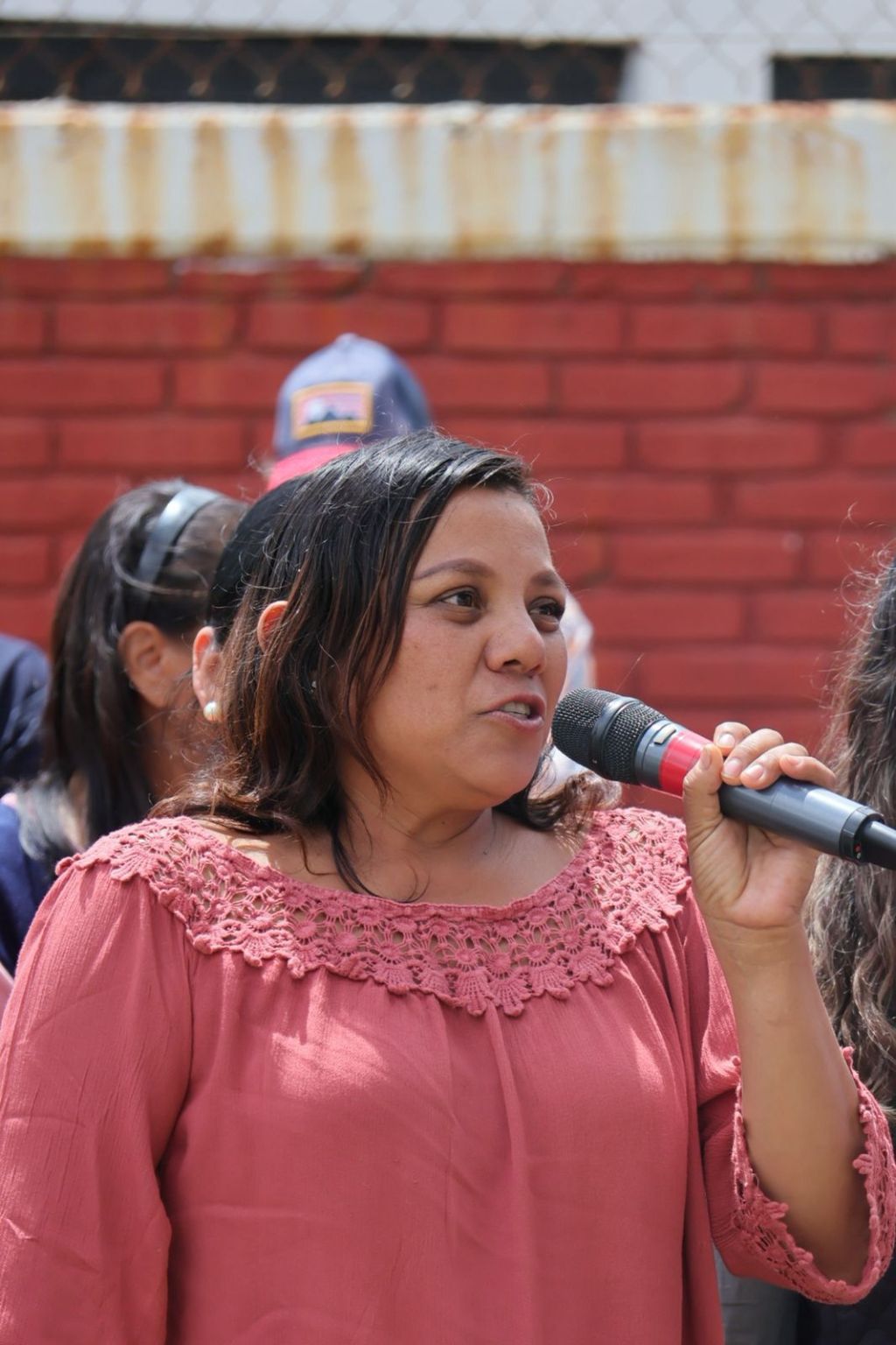 “Nunca antes un Gobierno Municipal nos puso atención como el Alcalde Enrique Galindo”: vecina de la colonia&nbsp;Casanova