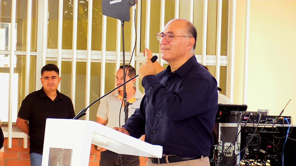 «YA EXISTE PROYECTO PARA LA REPARACIÓN DE LATERALES DE LA ZONA INDUSTRIAL»,ENRIQUE GALINDO.