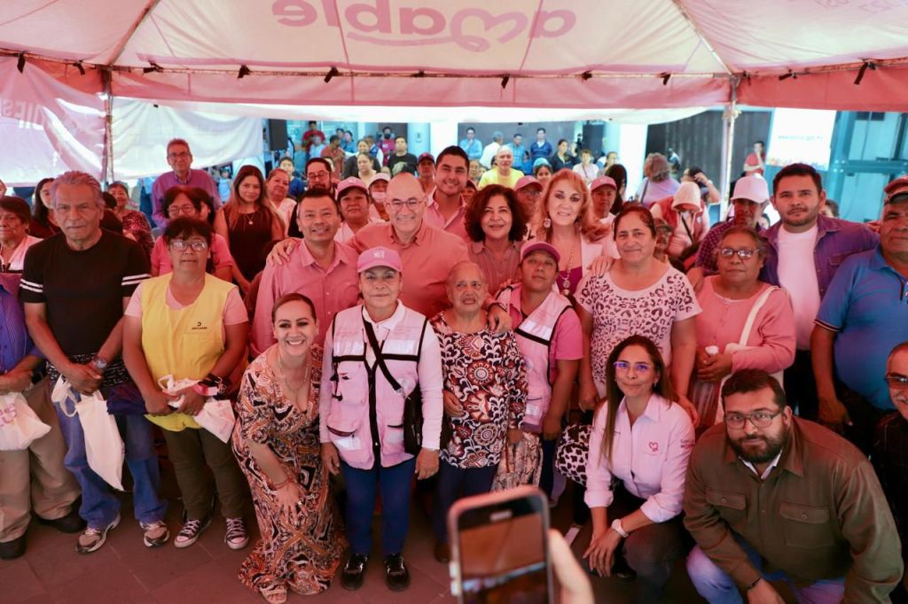 Más salud para San Luis Capital: Alcalde Enrique Galindo y Presidenta del DIF Municipal Estela Arriaga, benefician a más de 3 mil 600&nbsp;personas