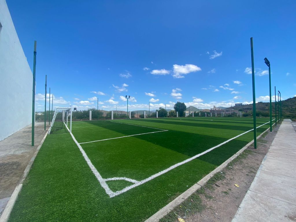 GOBIERNO ESTATAL AVANZA EN LA REHABILITACIÓN DE ÁREA RECREATIVA EN TIERRA&nbsp;NUEVA