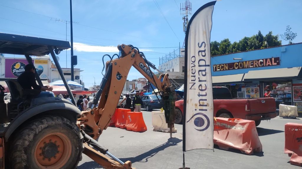 Interapas inicia nueva rehabilitación sanitaria en 16 de Septiembre, en inmediaciones del mercado&nbsp;República