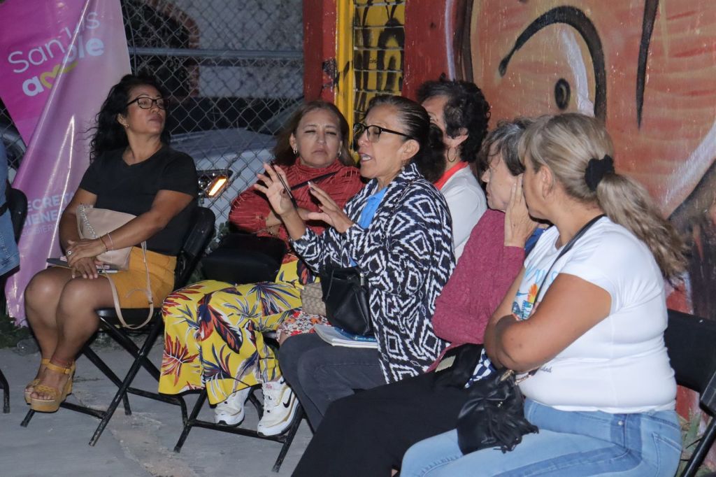 Gobierno Municipal escucha a la ciudadanía en la colonia Mártires de la Revolución con el programa Bitácora de&nbsp;Colonia