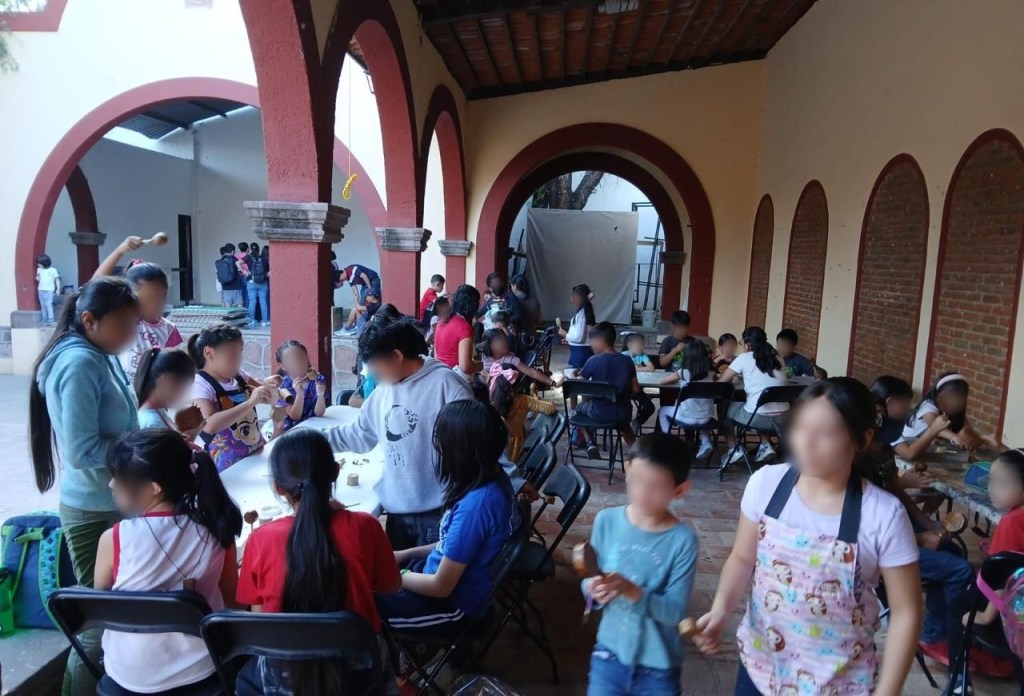 VILLA DE POZOS IMPULSÓ CREATIVIDAD INFANTIL CON TALLER DE&nbsp;ENCARTONADO