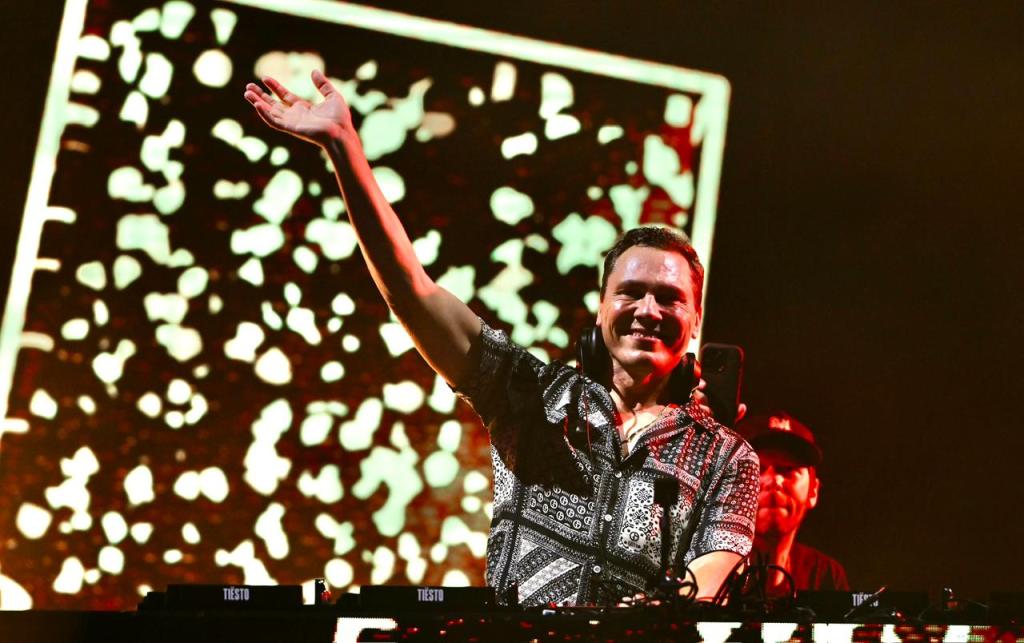 FENAPO 2025 VIBRÓ SIN LÍMITES CON&nbsp;TIËSTO