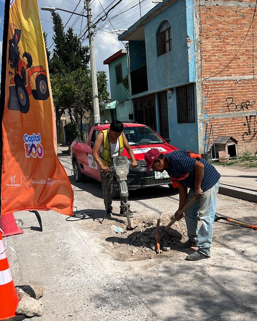Gobierno de la Capital refuerza la atención inmediata de baches con programas Bacheo Emergente y Por Buen&nbsp;Camino