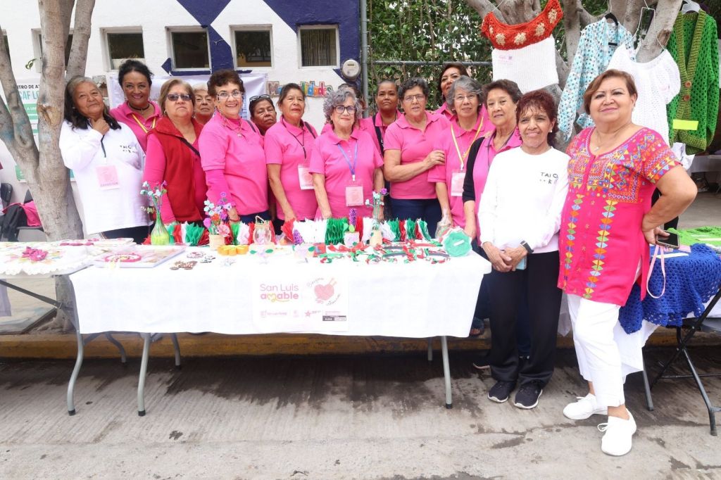DIF Municipal impulsa el emprendimiento a través del Tianguis “corazones&nbsp;artesanos”