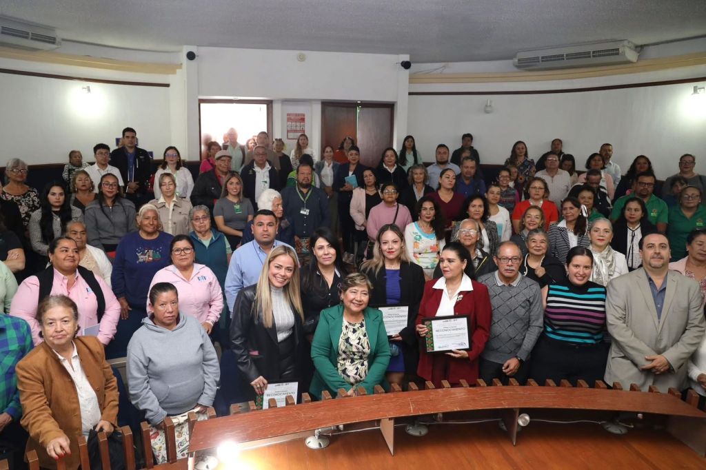 DIF ESTATAL PROMUEVE ATENCIÓN SIN LÍMITES A ADULTAS&nbsp;MAYORES