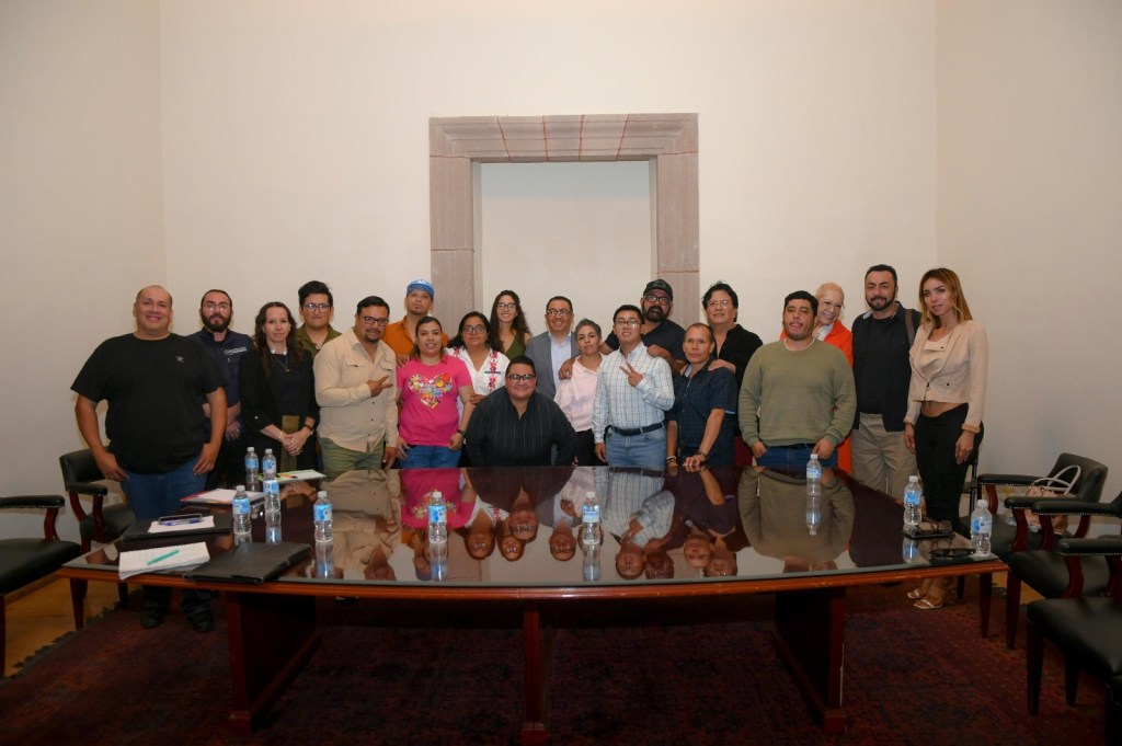 ESTADO Y COLECTIVOS LGBTIQ+ ACUERDAN FORTALECER DERECHOS Y ATENCIÓN A LA&nbsp;DIVERSIDAD