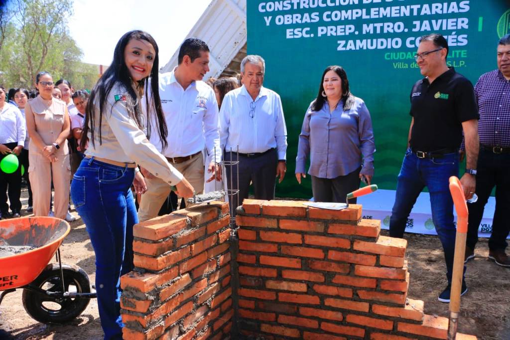 ENTREGARÁN MÁS OBRAS URBANAS Y EDUCATIVAS EN VILLA DE POZOS