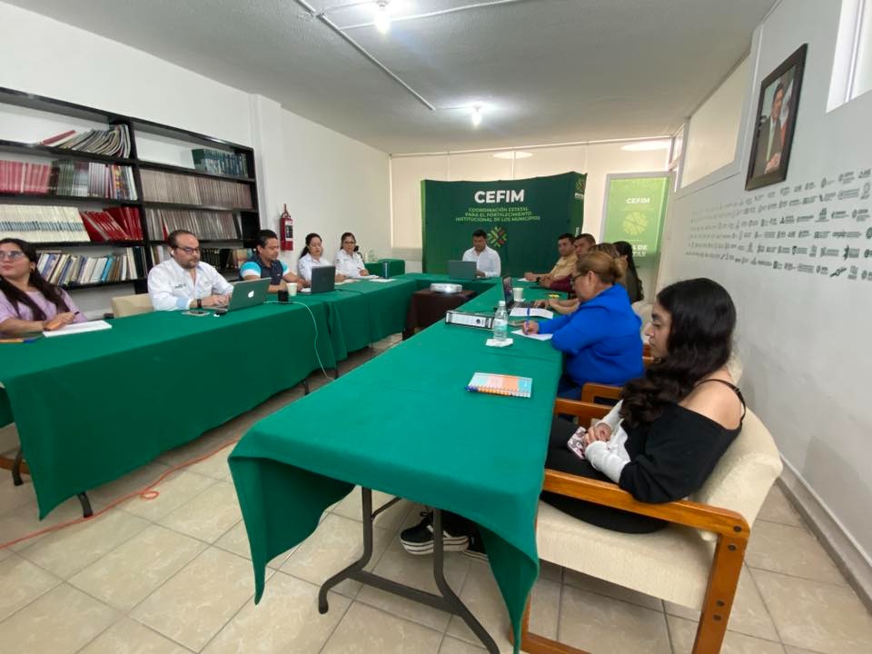 ESTADO Y ARCHIVO GENERAL IMPARTEN CAPACITACIÓN A&nbsp;MUNICIPIOS