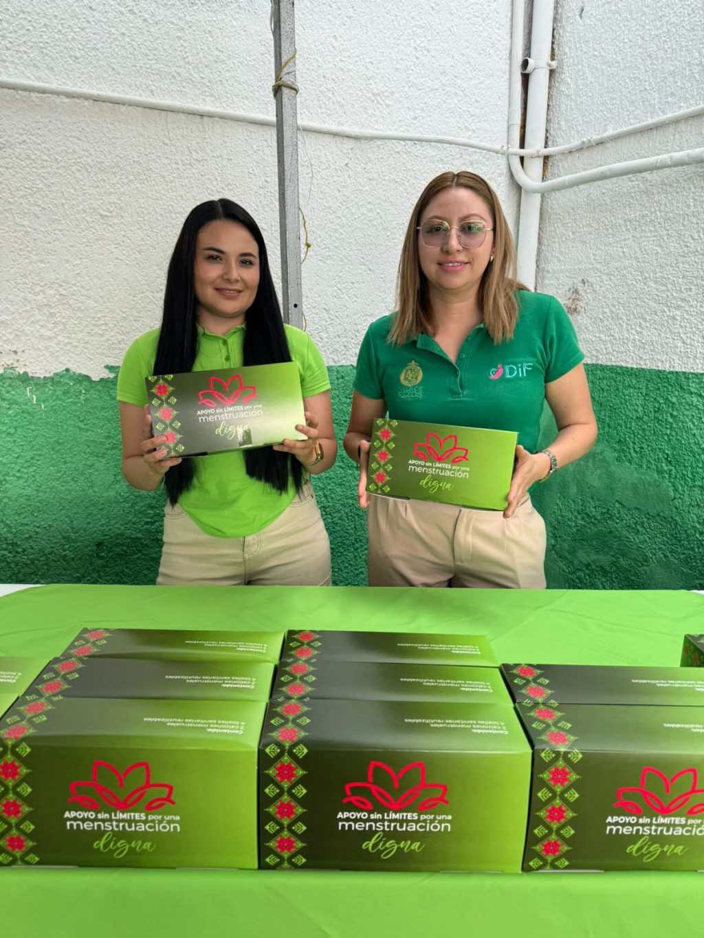 ENTREGAN INSUMOS MENSTRUALES EN VILLA DE POZOS