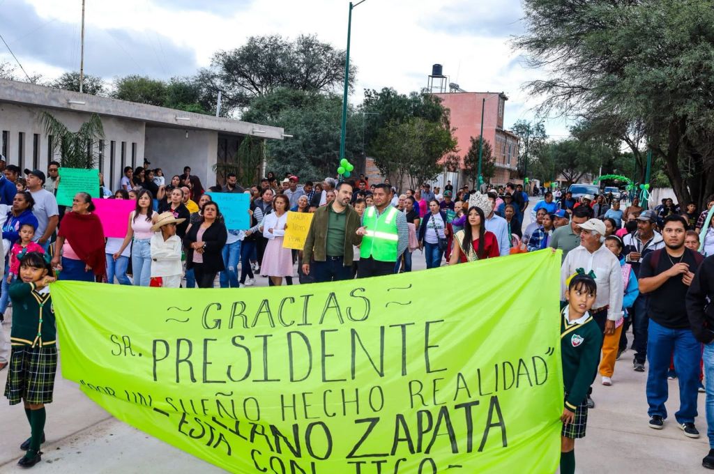 ISMAEL HERNÁNDEZ MARTÍNEZ ENTREGA IMPORTANTE OBRA EN EMILIANO&nbsp;ZAPATA