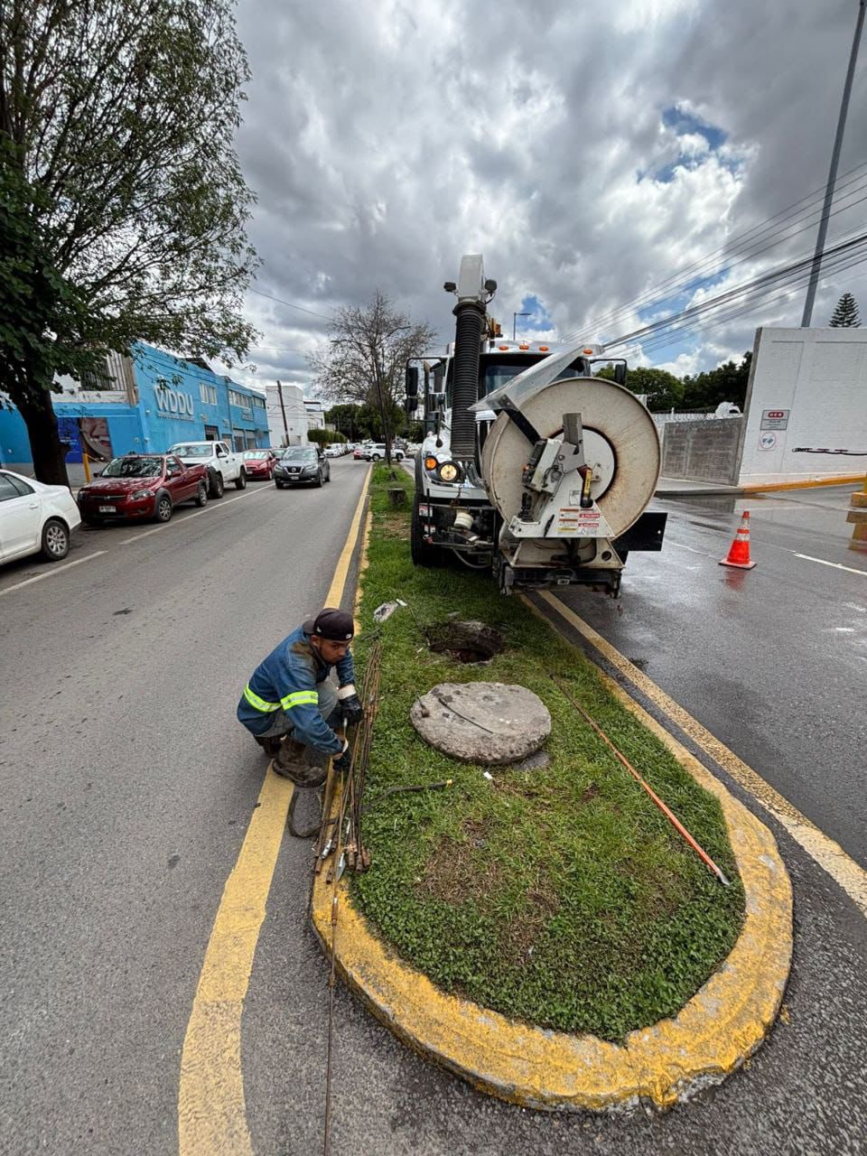 Interapas retira 120 kilos de basura y grasa en Fray José de&nbsp;Arlegui