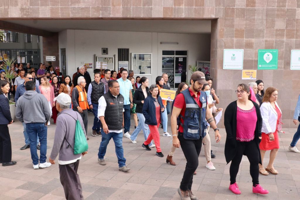 Realizan simulacro de evacuación por sismo en la Unidad Administrativa Municipal de&nbsp;SLP