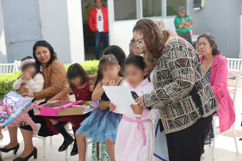 GOBIERNO ESTATAL RESTITUYE EL DERECHO A VIVIR EN FAMILIA A NIÑAS, NIÑOS Y&nbsp;ADOLESCENTES