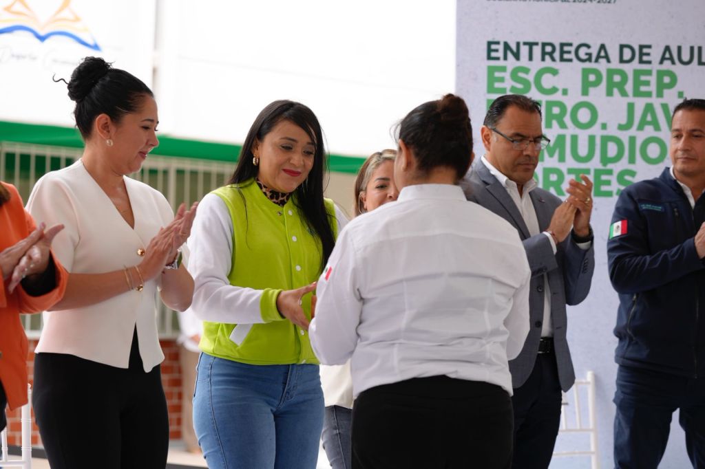 SEER RECONOCE COMPROMISO EDUCATIVO DE VILLA DE POZOS