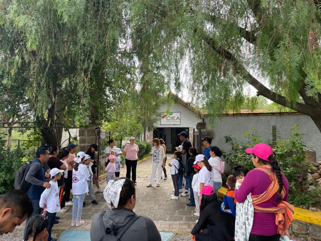 Escuadrón de Bienestar Infantil realiza jornada de reforestación en Camino La&nbsp;Presa