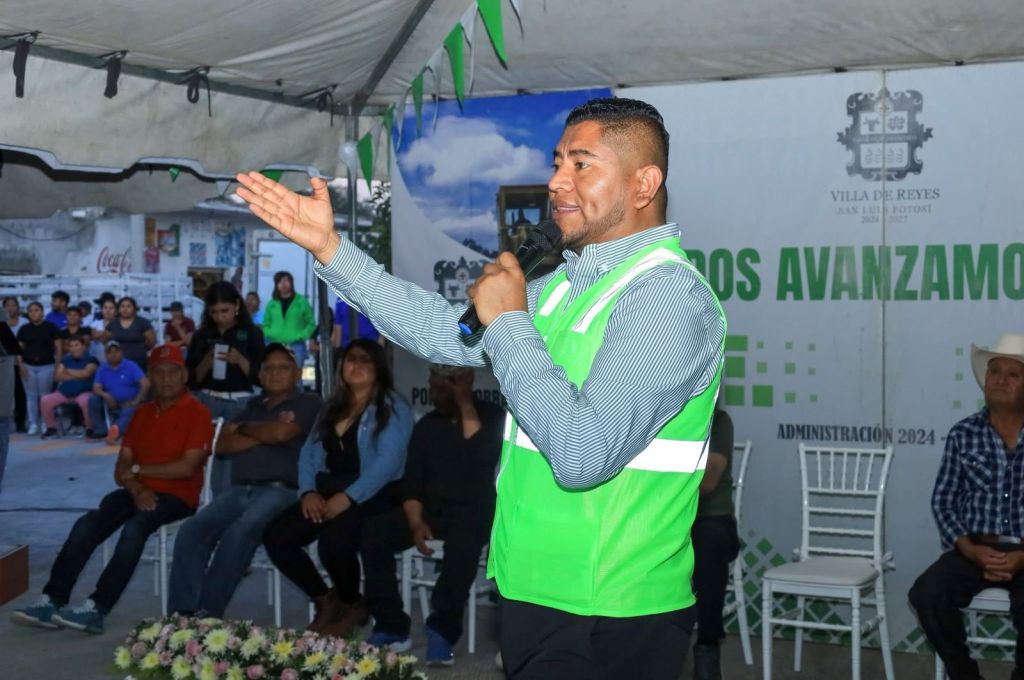 OBRA DE PAVIMENTACIÓN E ILUMINACIÓN TRANSFORMA A LA COMUNIDAD DE&nbsp;GUADIANA