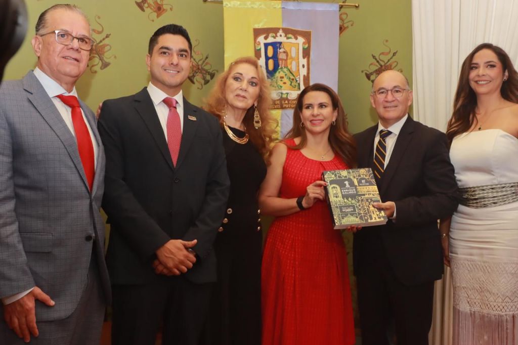 “El San Luis Amable se escribe con amor y compromiso”: Enrique Galindo entrega su Primer Informe al&nbsp;Cabildo