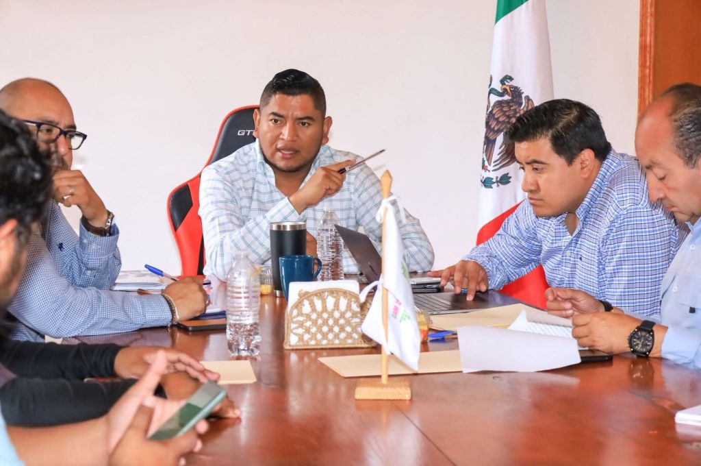 ISMAEL HERNÁNDEZ MARTÍNEZ ANUNCIA PRÓXIMO TECHADO PARA EL CONALEP EN VILLA DE&nbsp;REYES