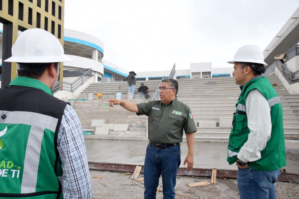 JUAN MANUEL NAVARRO MUÑIZ SUPERVISA AVANCES DE LA NUEVA UNIDAD ADMINISTRATIVA MUNICIPAL EN AVENIDA SAN&nbsp;PEDRO