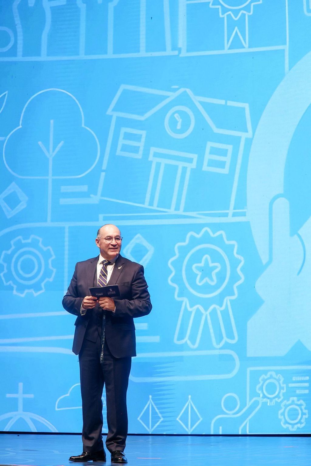 Alcalde Enrique Galindo propone iniciativa para capacitar y fortalecer las policías municipales de todo el&nbsp;país