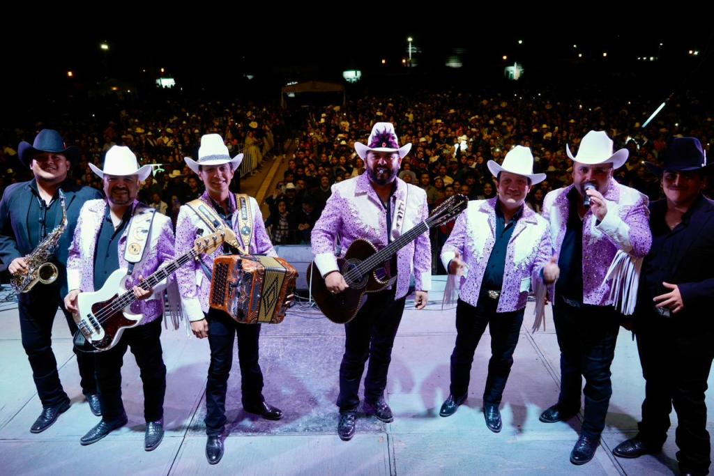 LA MÚSICA NORTEÑA SE APODERÓ EN LA FEREPO 2025