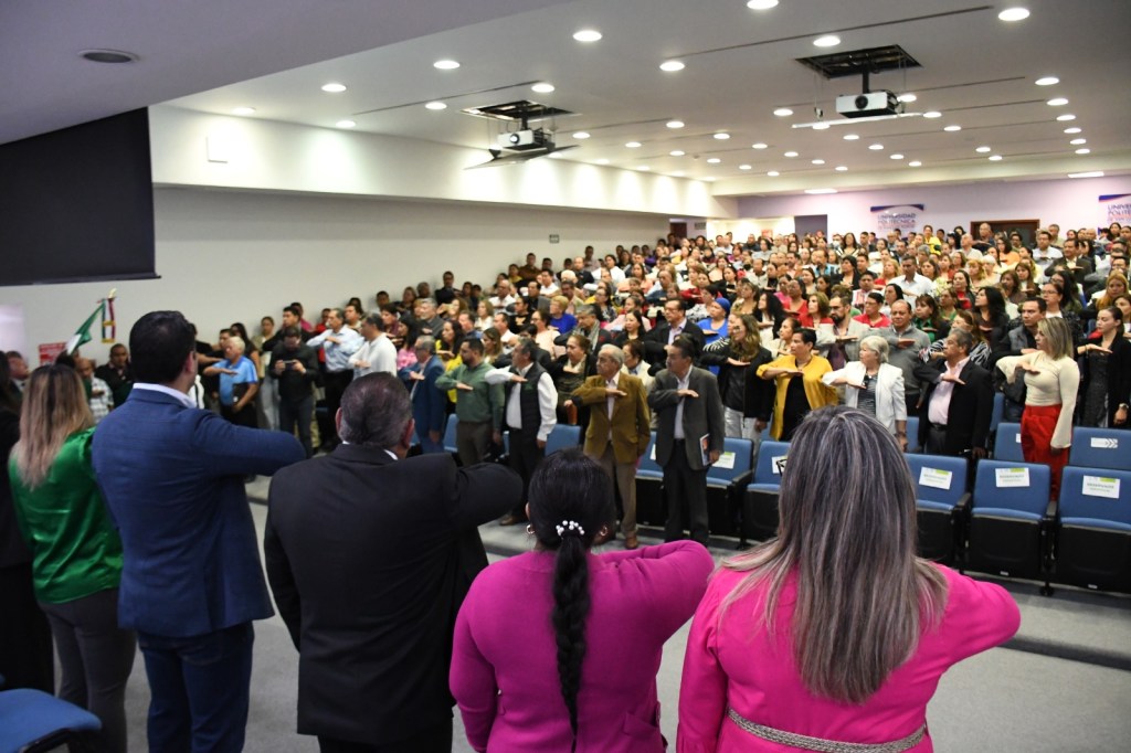 ENTREGAN CUADERNILLOS DE EVALUACIÓN DEL PROGRAMA “SEGE EN TU&nbsp;ESCUELA”