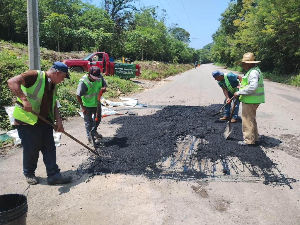 DURANTE SEPTIEMBRE CONSERVÓ GOBIERNO ESTATAL 127 KILÓMETROS DE&nbsp;CAMINOS