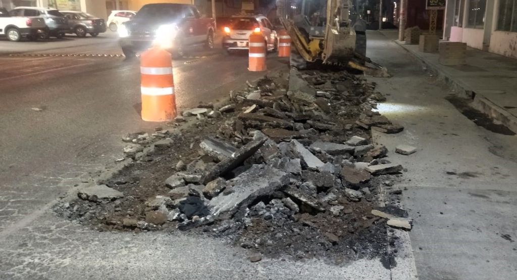 Gobierno de la Capital refuerza programa Por Buen Camino con trabajos nocturnos de bacheo en avenida Vasco de&nbsp;Quiroga