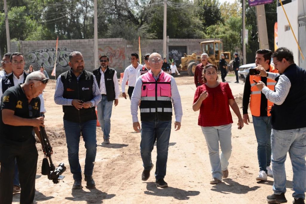 Con aportaciones federales, Ayuntamiento de SLP supera rezagos histórico en colonias, destaca Alcalde&nbsp;Galindo