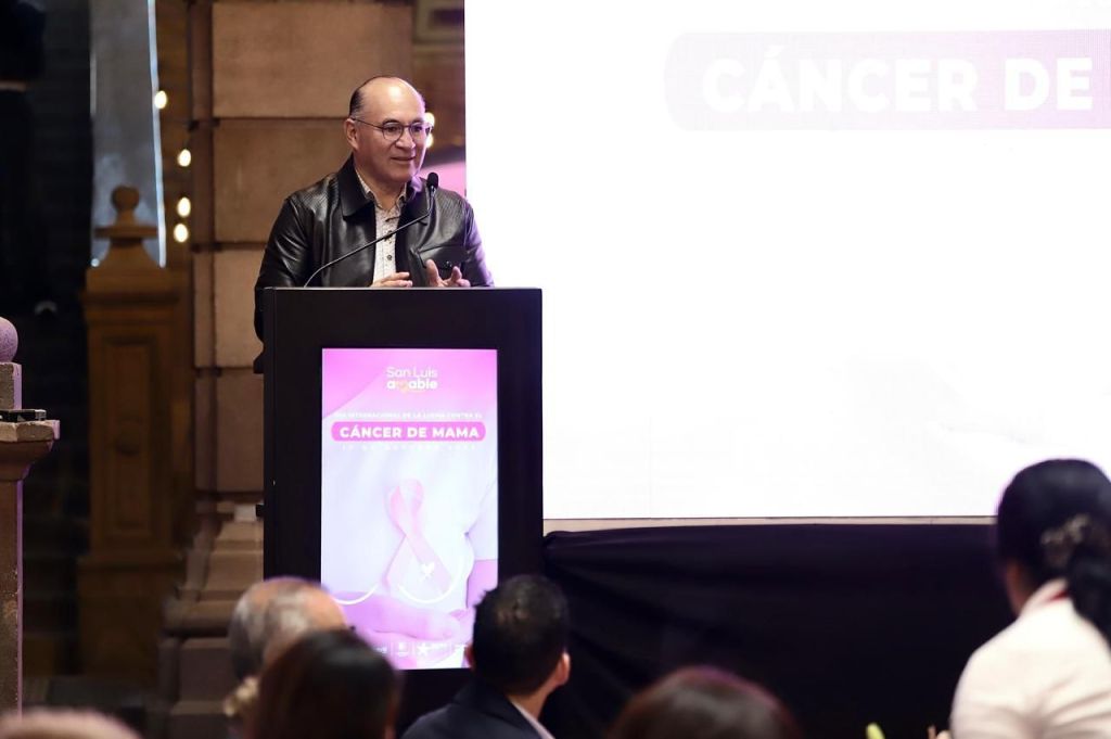 Presidenta del DIF Municipal, Estela Arriaga, y Alcalde Enrique Galindo, reafirman compromiso contra el cáncer de&nbsp;mama