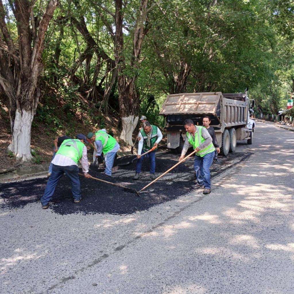 GOBIERNO DEL ESTADO FORTALECE CONECTIVIDAD EN LA HUASTECA POR&nbsp;XANTOLO