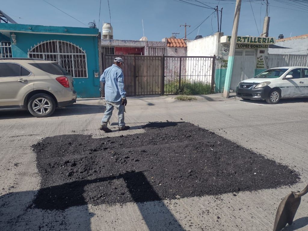 Gobierno de la Capital bachea colonias Satélite, Saucito, Popular y muchas otras, con el programa Por Buen&nbsp;Camino